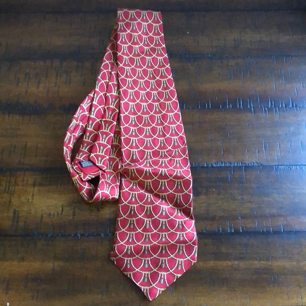 Neiman Marcus Red Patterned Men's Tie (EUC)